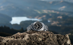 新作「カーキ フィールド エクスペディション」